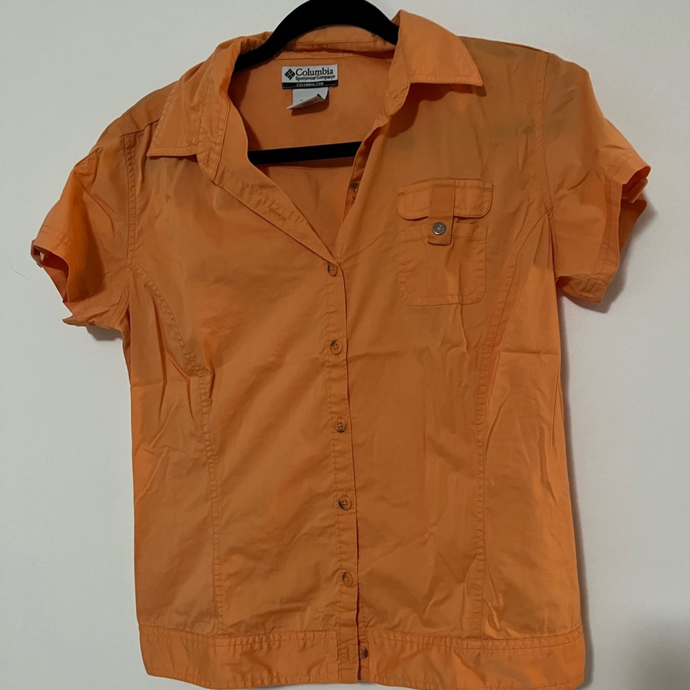 orange outdoorsy columbia button up shirt